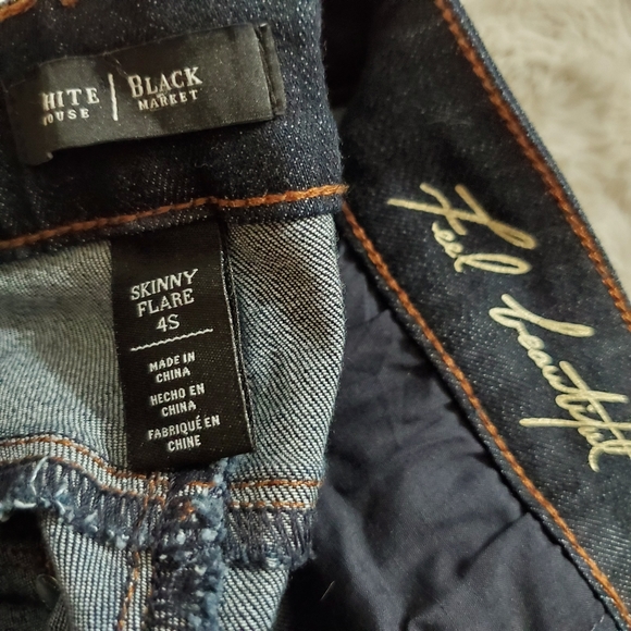 White House Black Market skinny flare jeans NWOT sz.4S dark wash - Picture 3 of 7